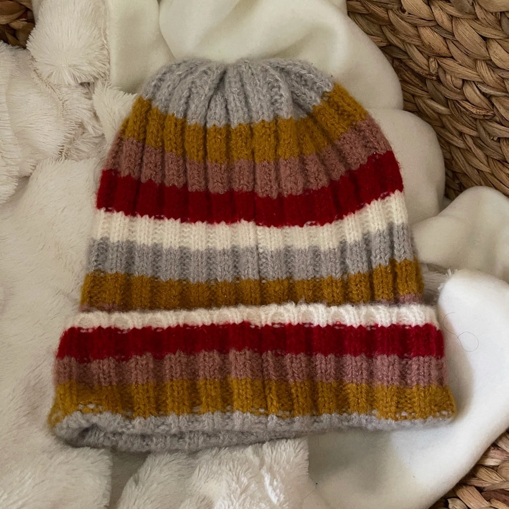 beanie ♡︎